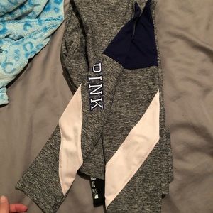 Victoria’s Secret PINK ultimate leggings